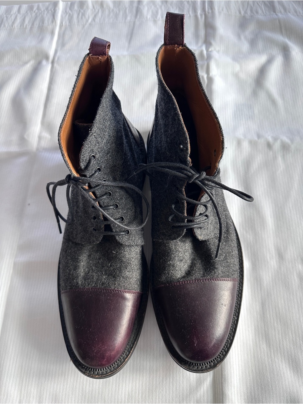 TAFT Heritage Wool Chukka Boots Oxblood Cap Toe Commando Sole EU 43lace up boots